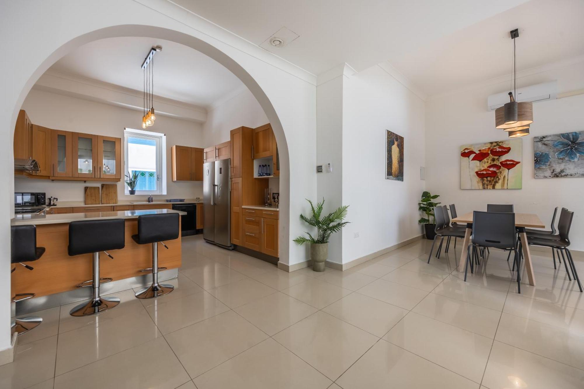 Hard To Come By - Modern & Huge House In Sliema Exteriör bild