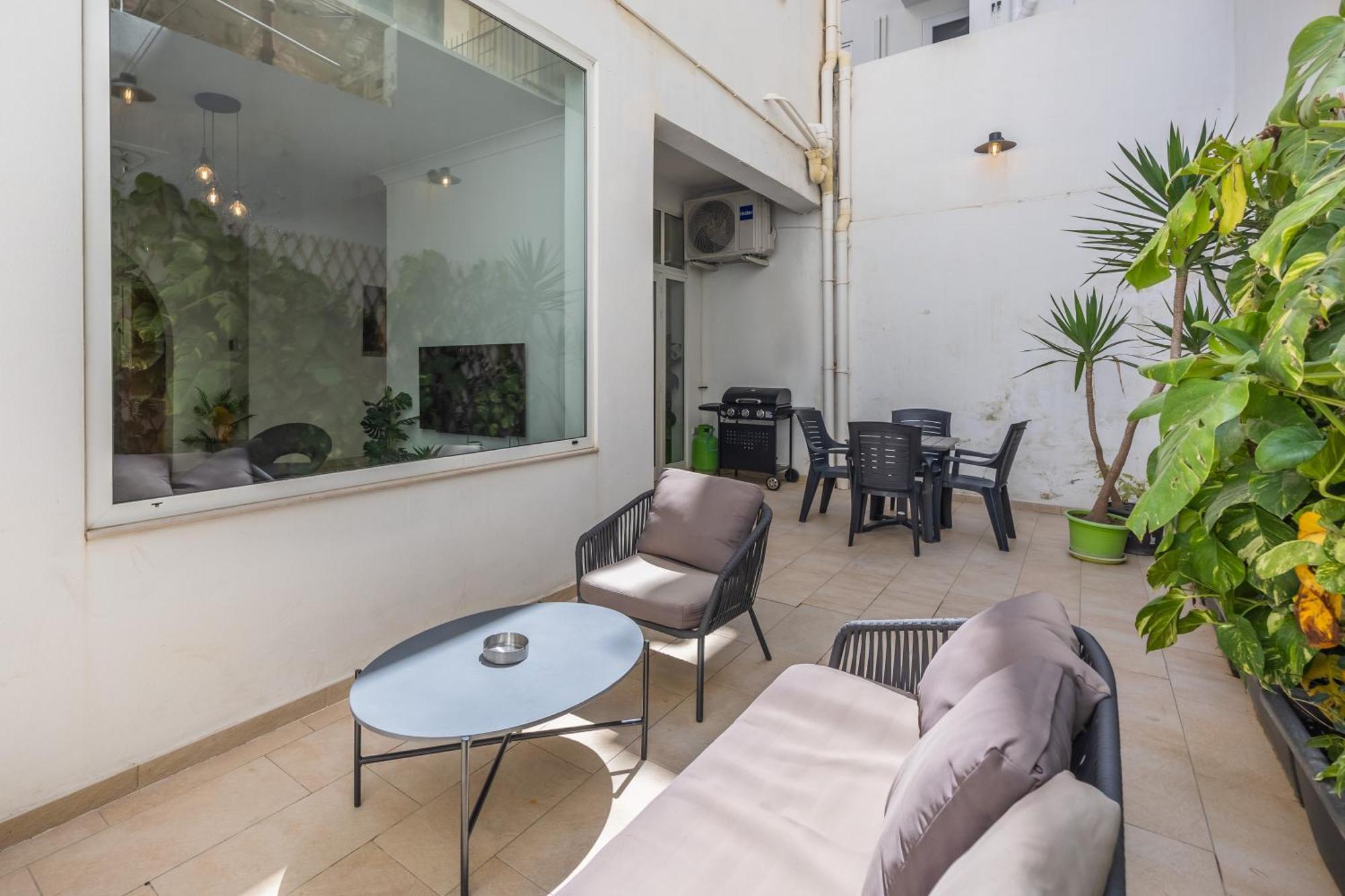 Hard To Come By - Modern & Huge House In Sliema Exteriör bild