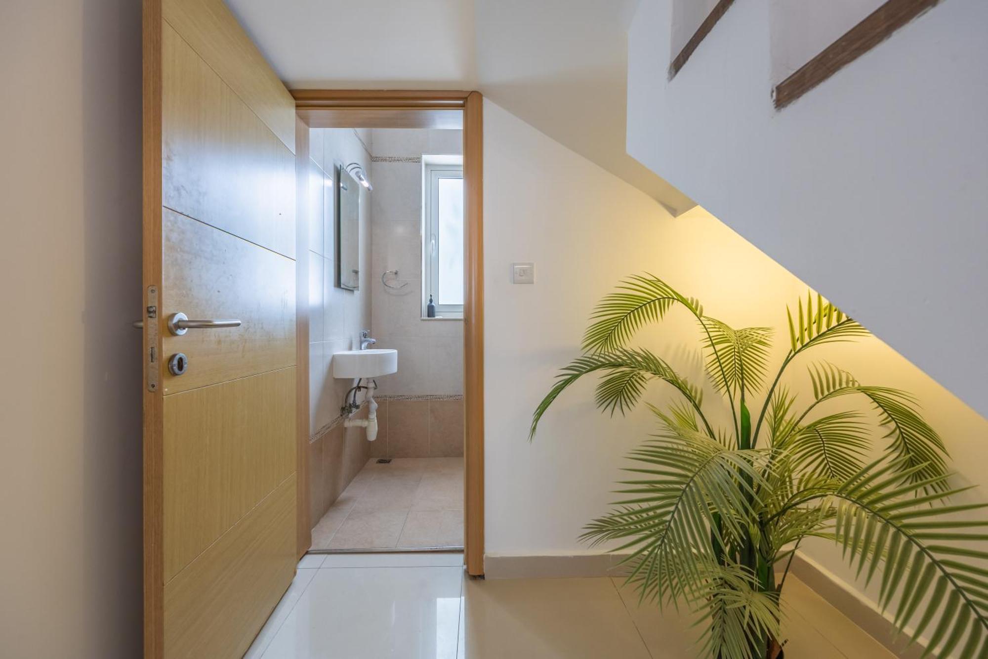 Hard To Come By - Modern & Huge House In Sliema Exteriör bild