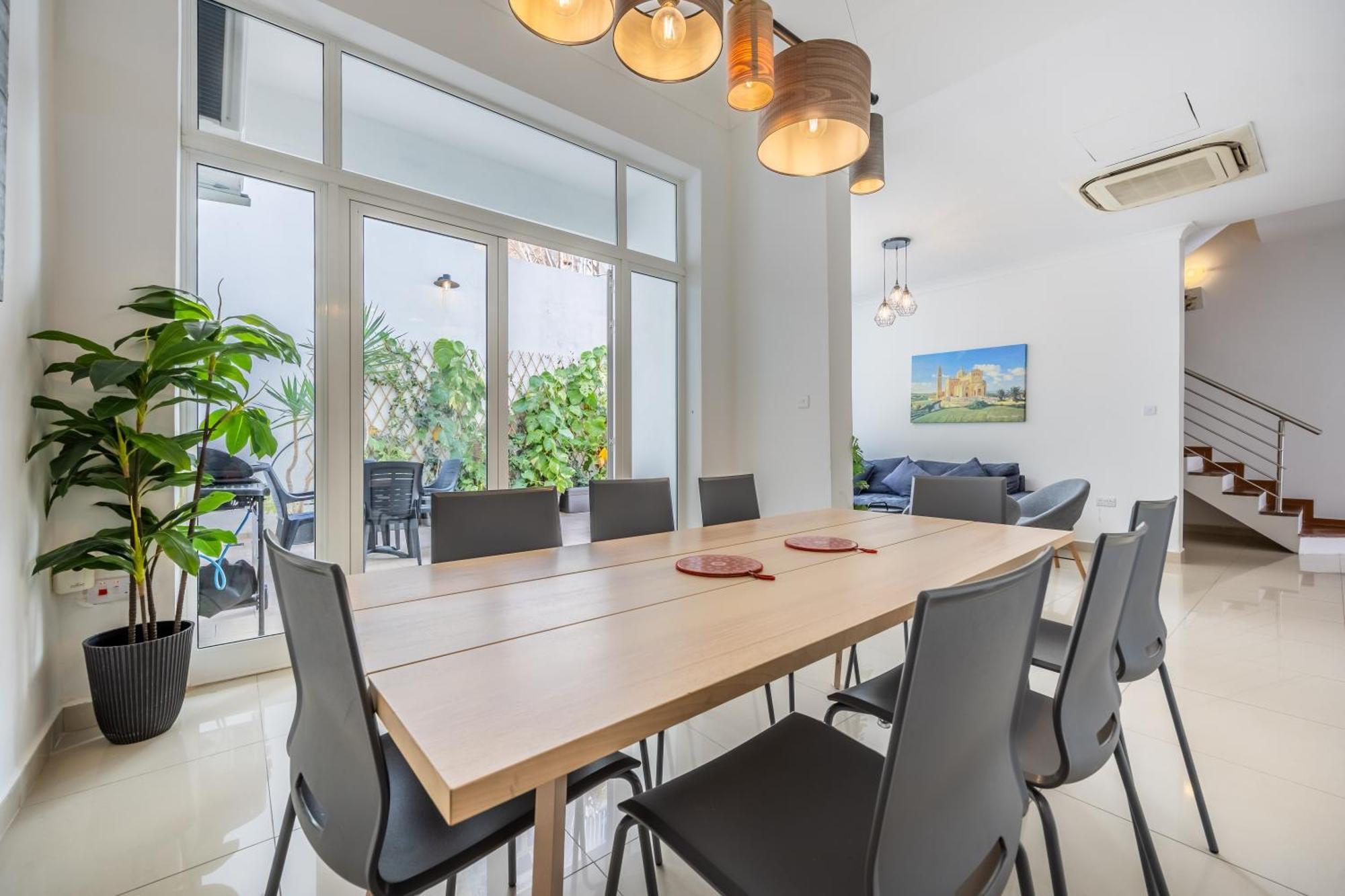 Hard To Come By - Modern & Huge House In Sliema Exteriör bild